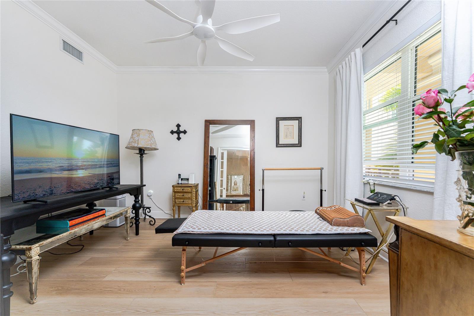 Image 18 of 36 For 95 Marion Court 135