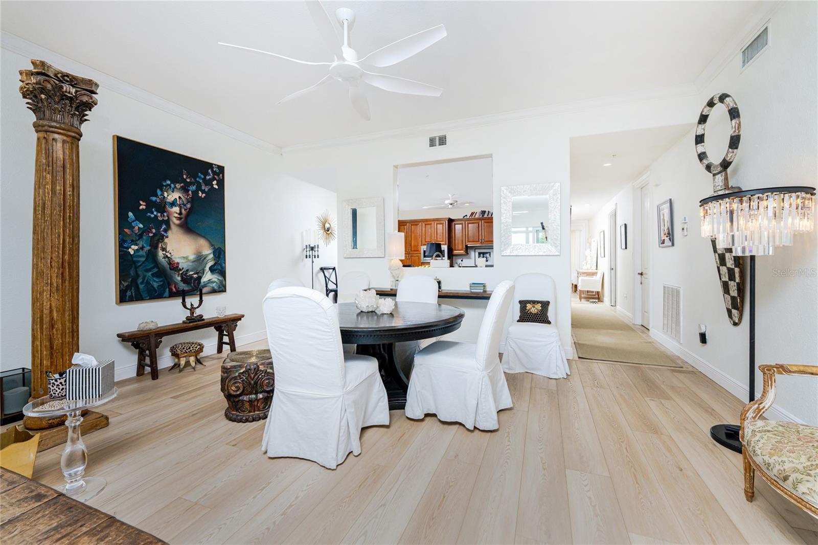 Image 4 of 36 For 95 Marion Court 135