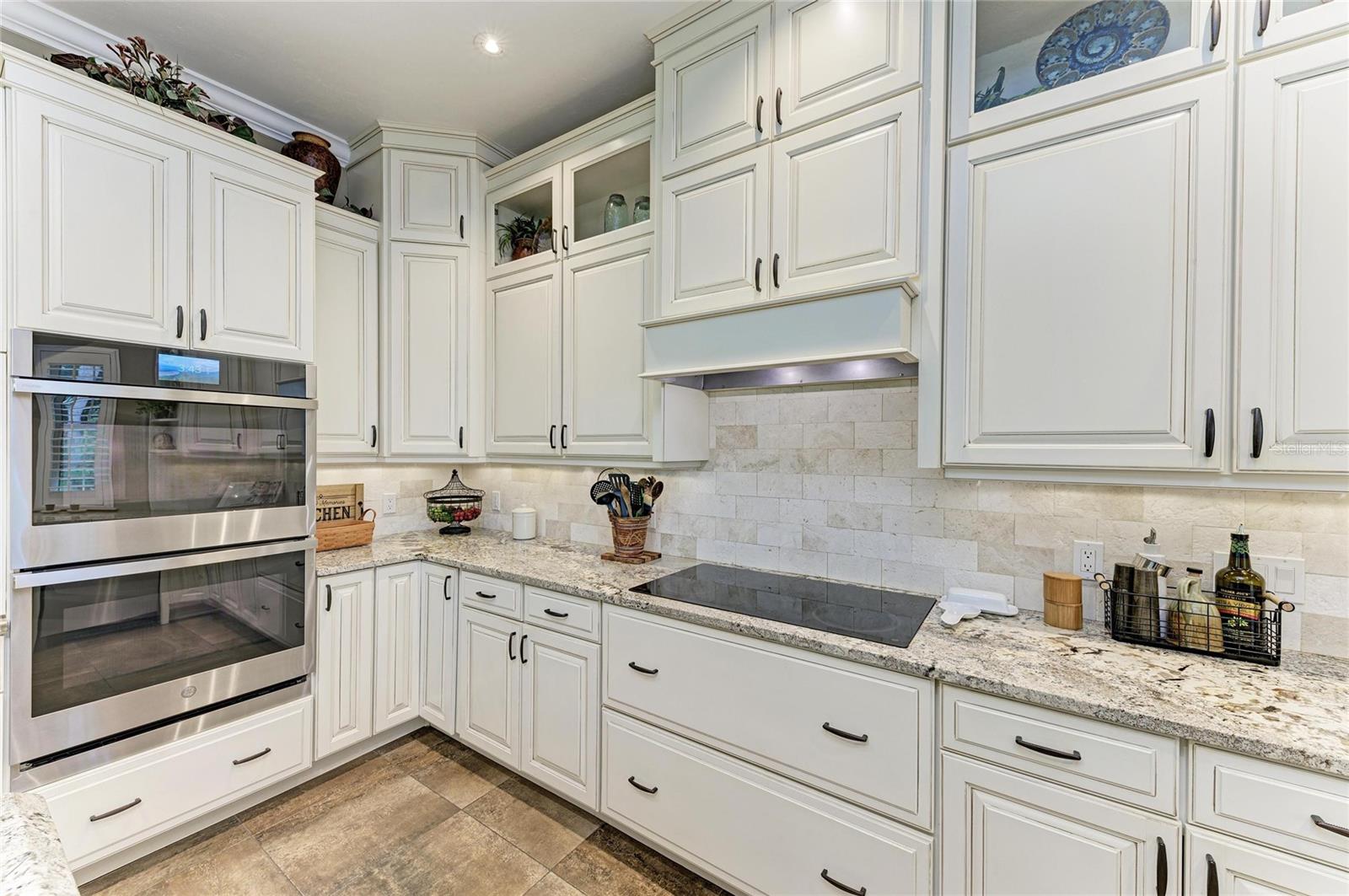 Image 17 of 98 For 39321 Washington Loop Road