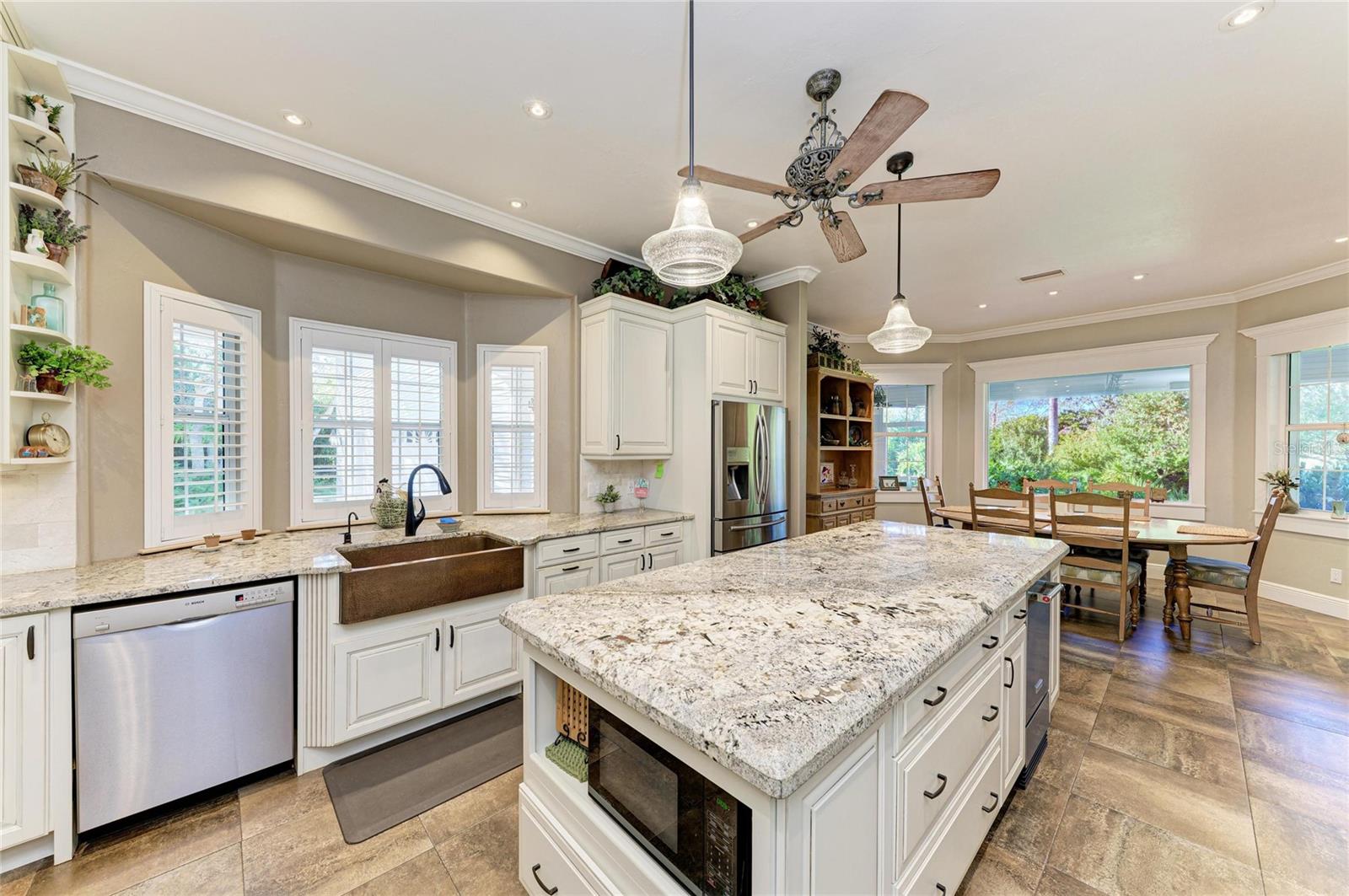 Image 22 of 98 For 39321 Washington Loop Road