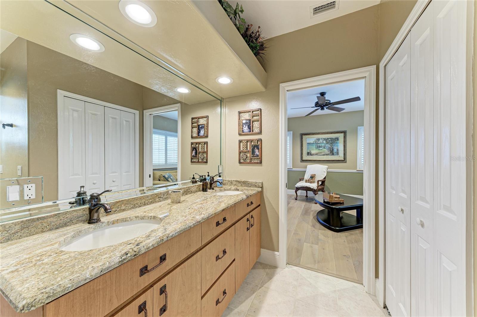 Image 51 of 98 For 39321 Washington Loop Road