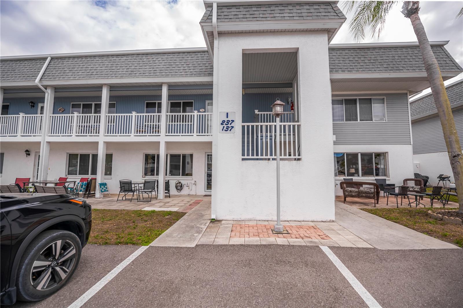 Image 4 of 58 For 22375 Edgewater Drive 238