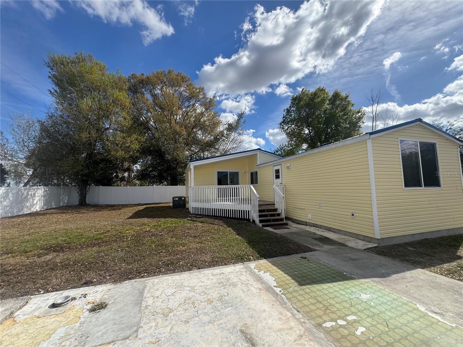 Image 17 of 18 For 7370 Collins Street