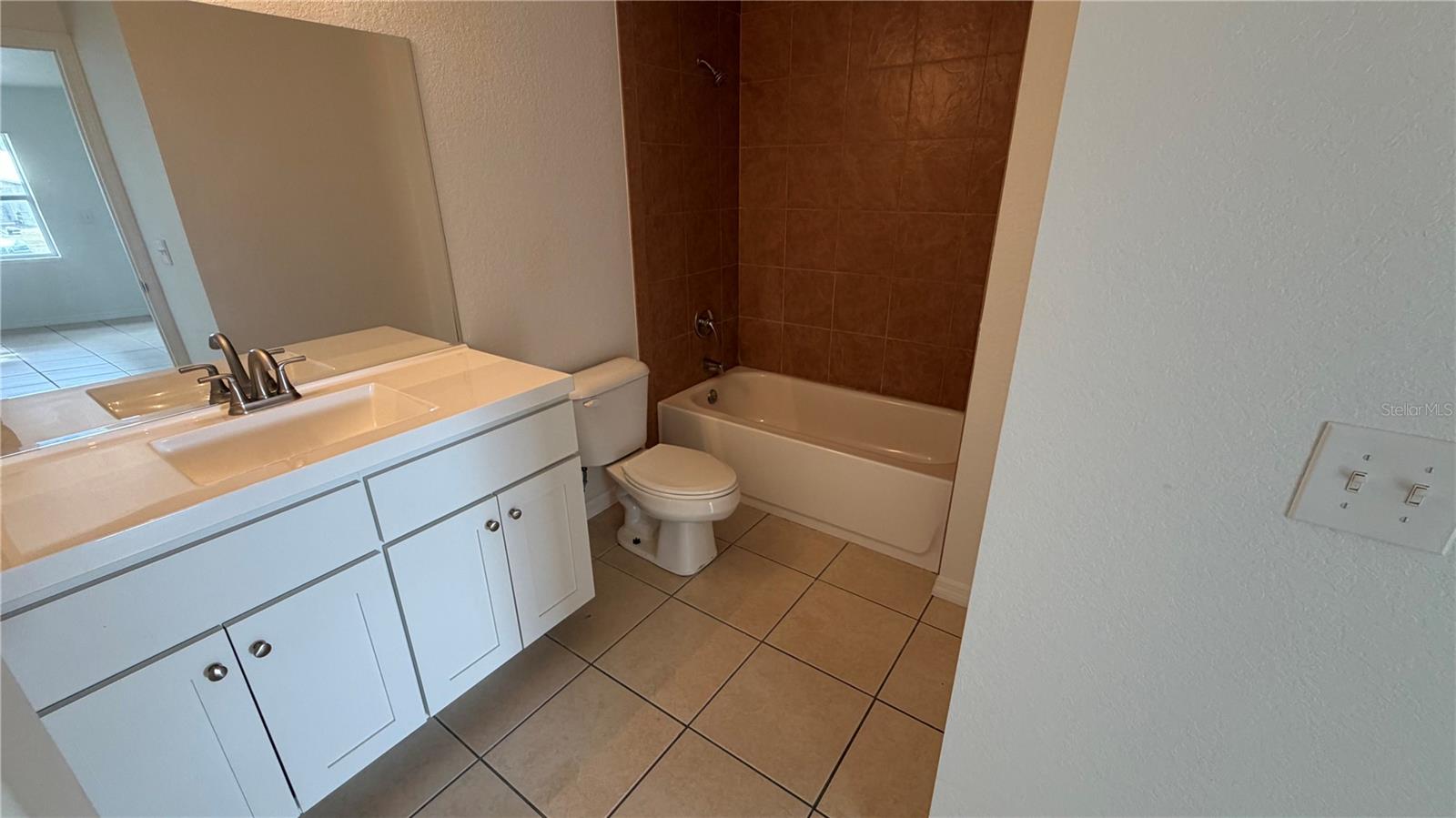 Image 4 of 7 For 1928 Cherry Drive