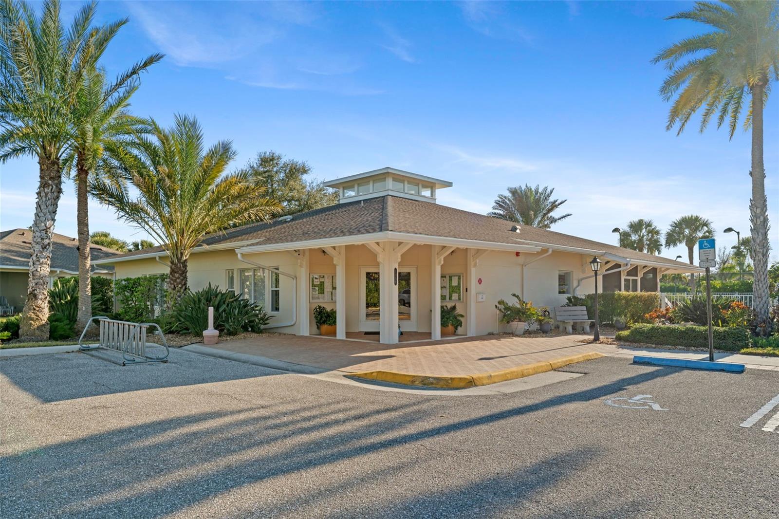 Image 32 of 62 For 1039 Topelis Drive