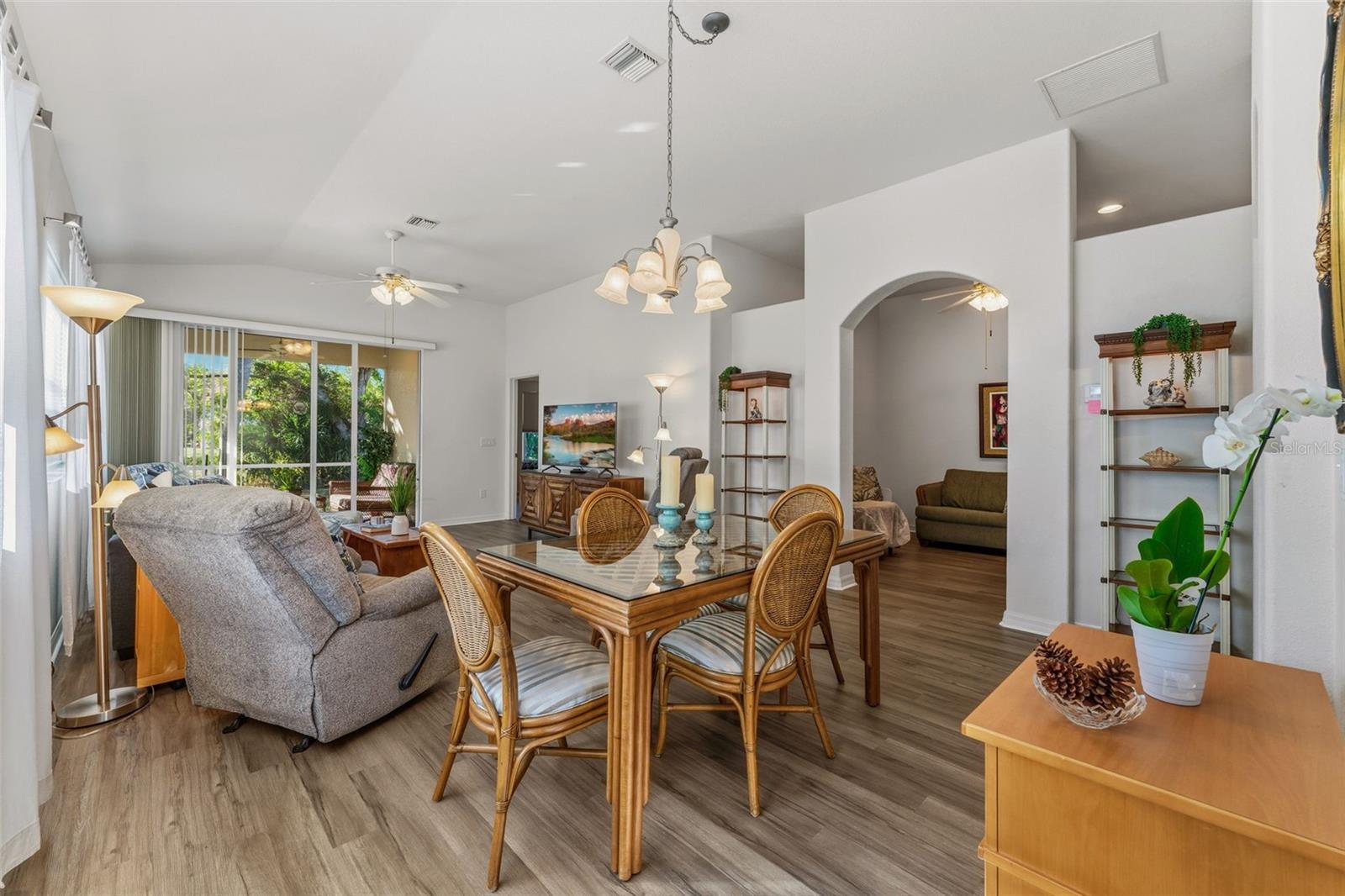 Image 4 of 62 For 1039 Topelis Drive