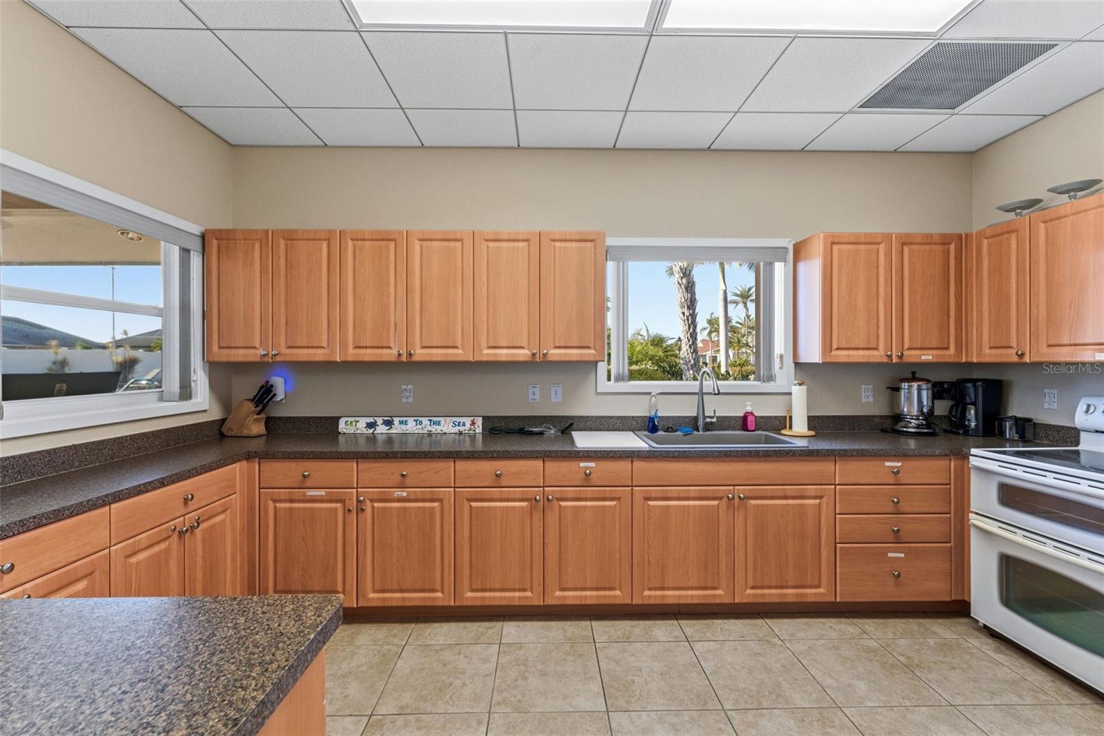 Image 42 of 62 For 1039 Topelis Drive