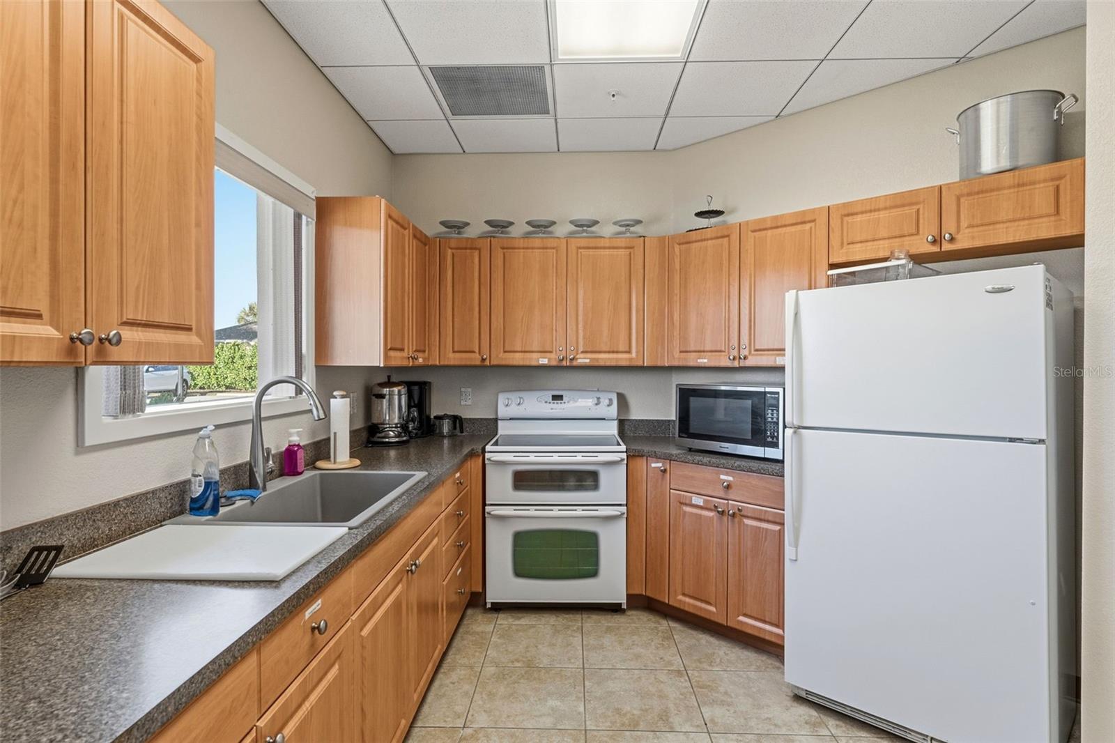 Image 43 of 62 For 1039 Topelis Drive