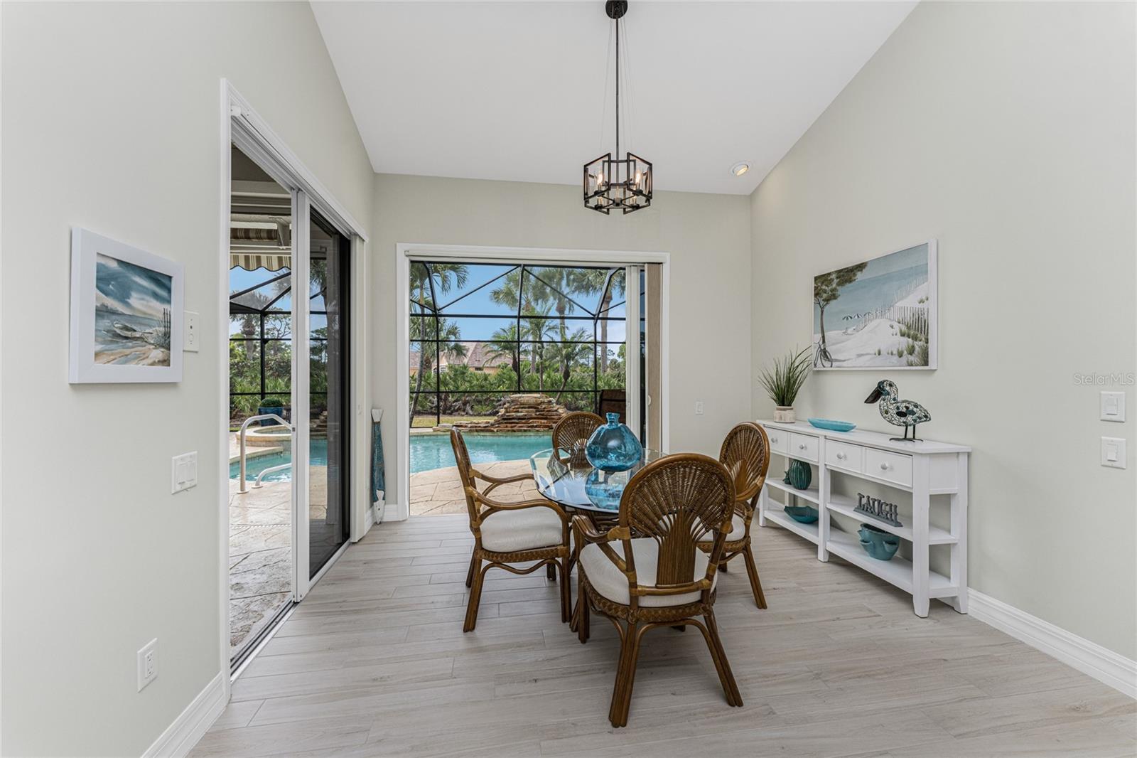 Image 21 of 65 For 4941 Linkside Drive 17