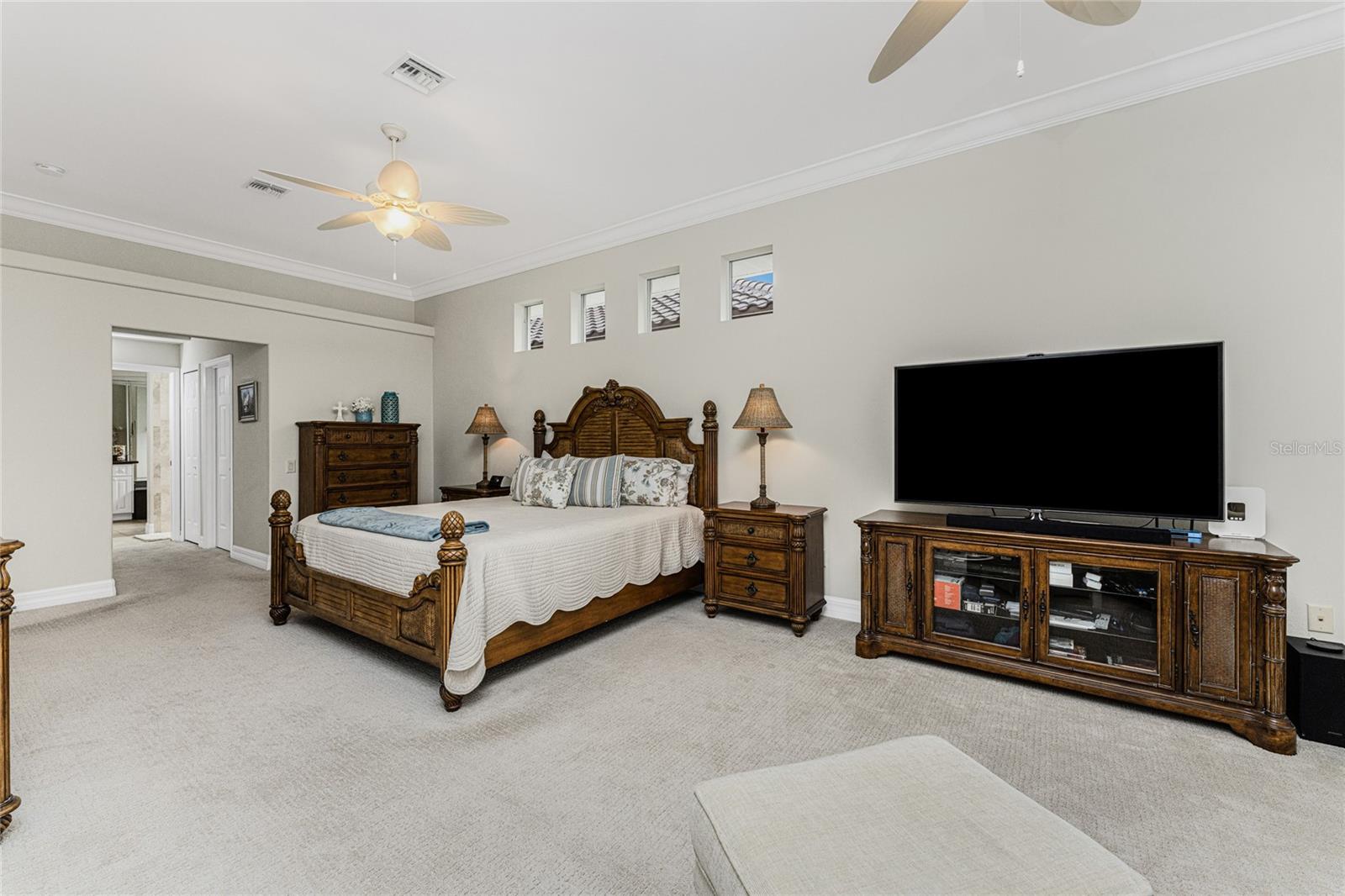 Image 23 of 65 For 4941 Linkside Drive 17