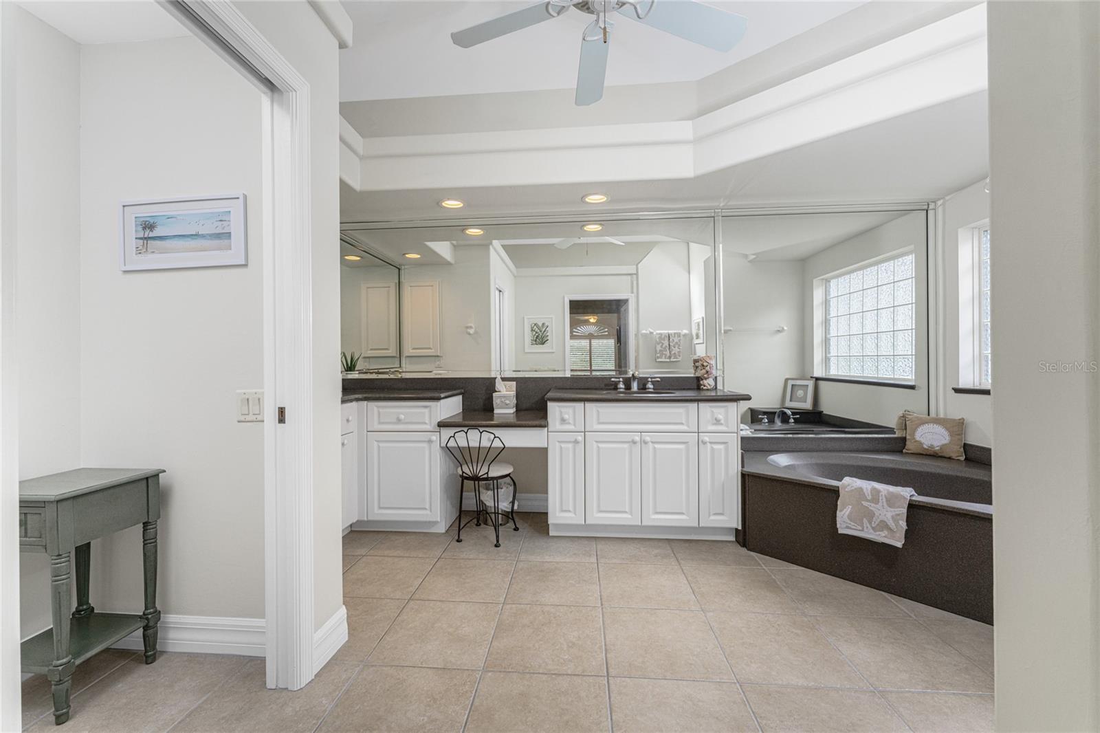 Image 26 of 65 For 4941 Linkside Drive 17