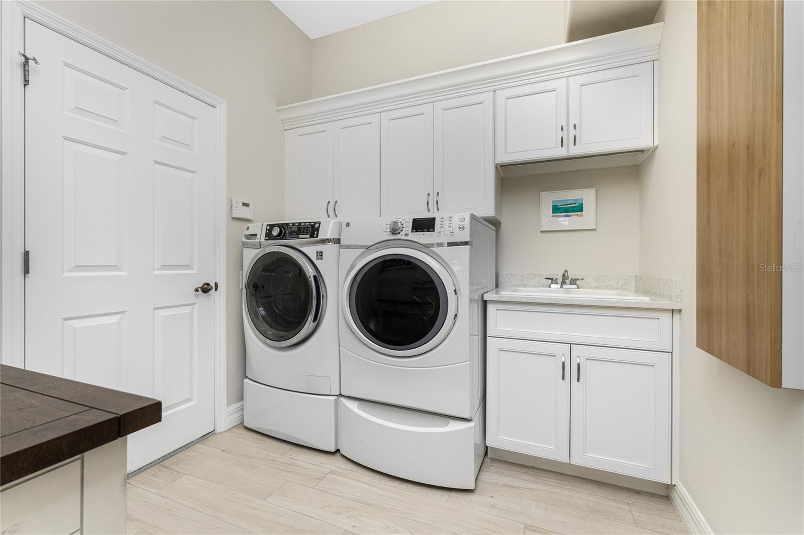 Image 50 of 65 For 4941 Linkside Drive 17