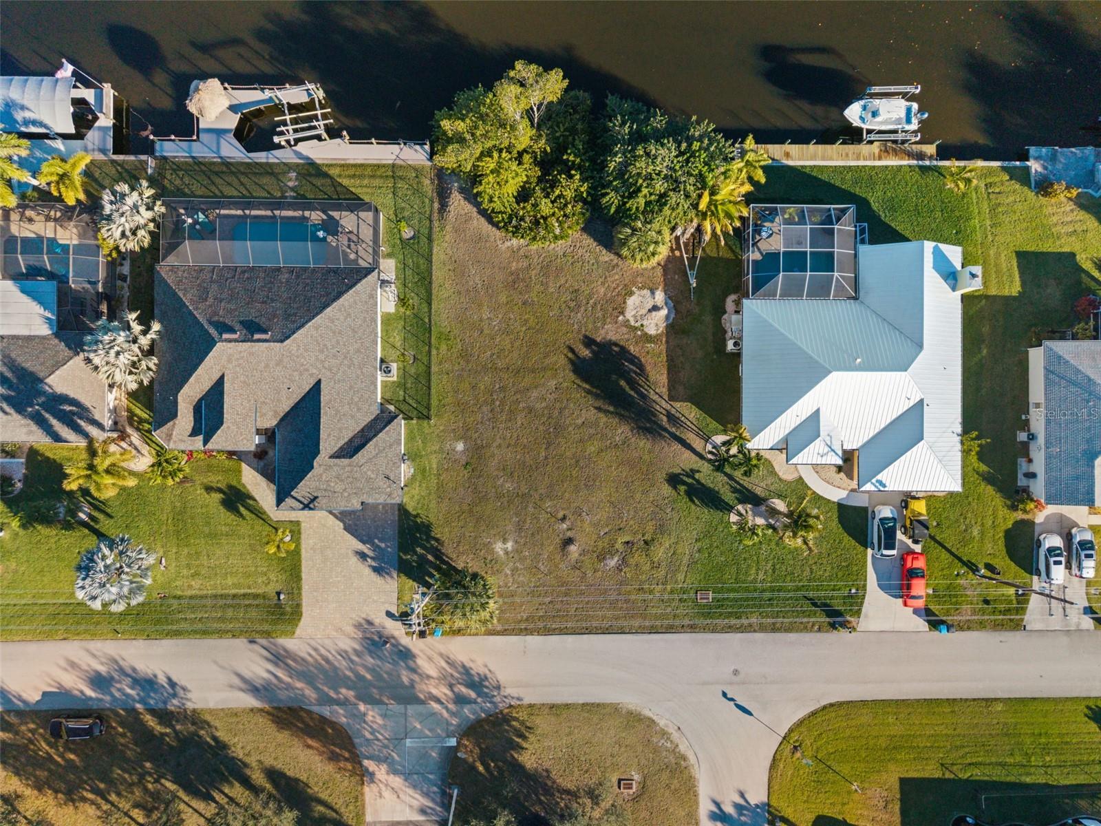 Image 4 of 15 For 241 40th Street