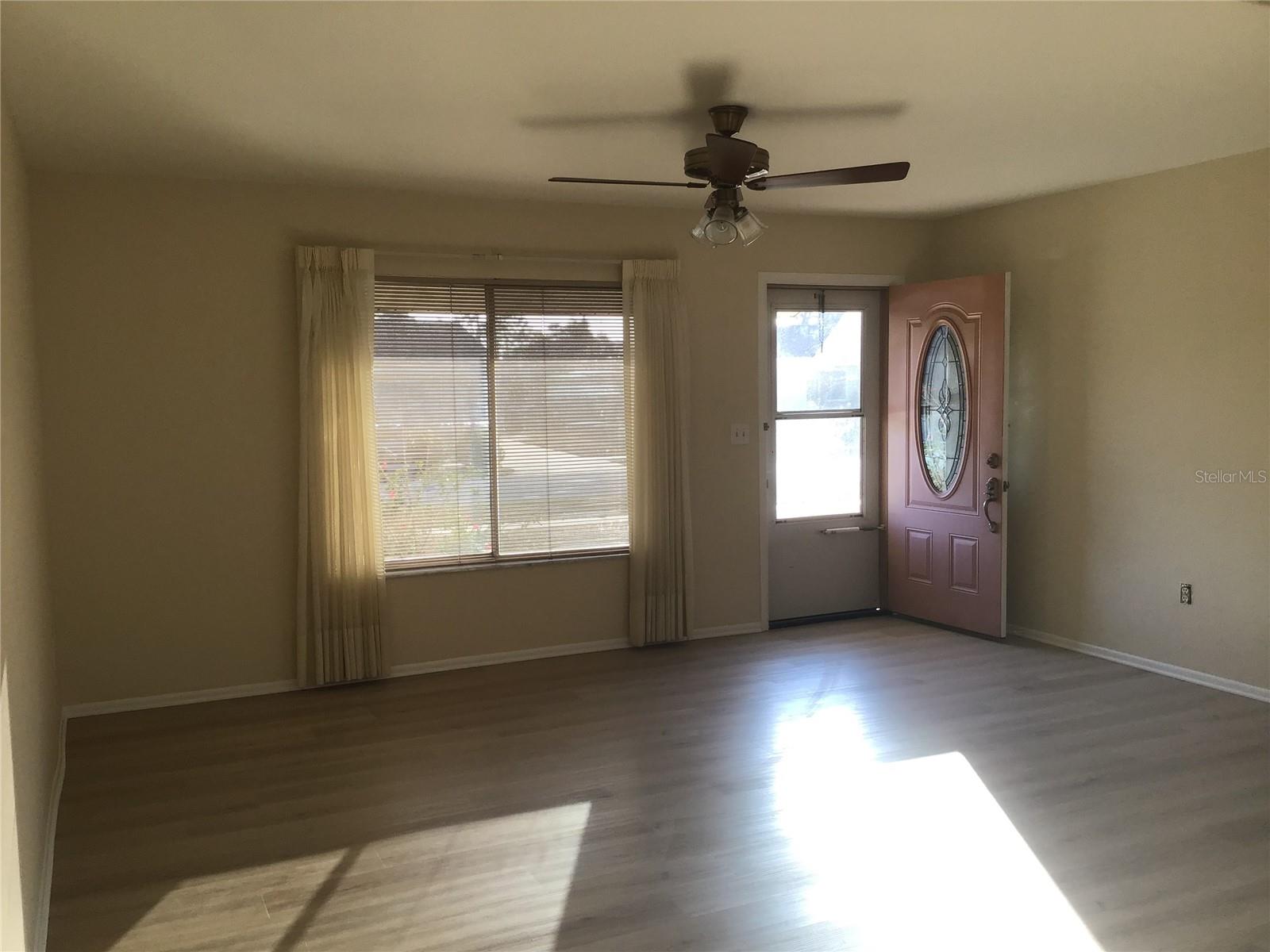 Image 4 of 11 For 3087 Idlewood Street