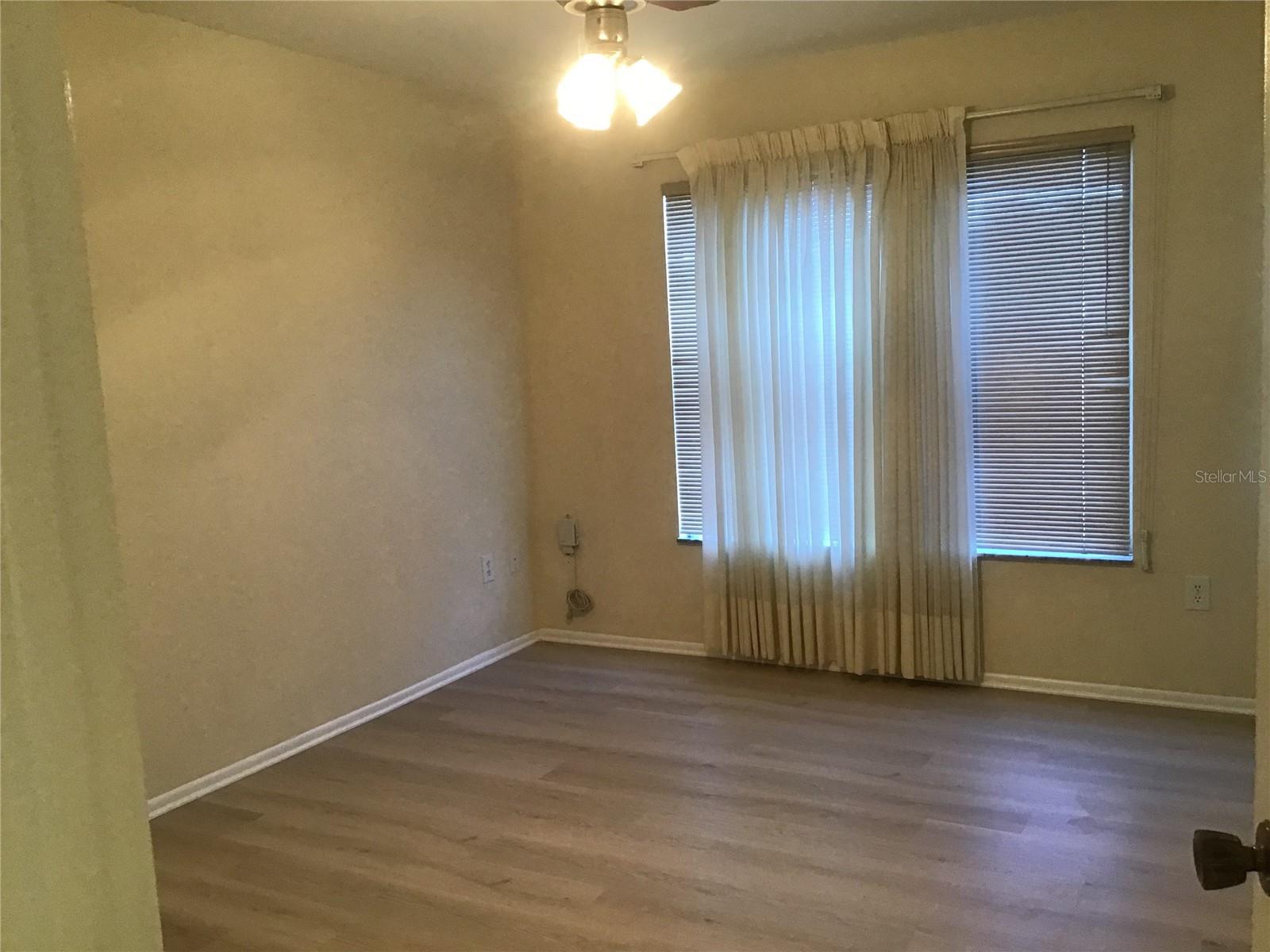 Image 6 of 11 For 3087 Idlewood Street