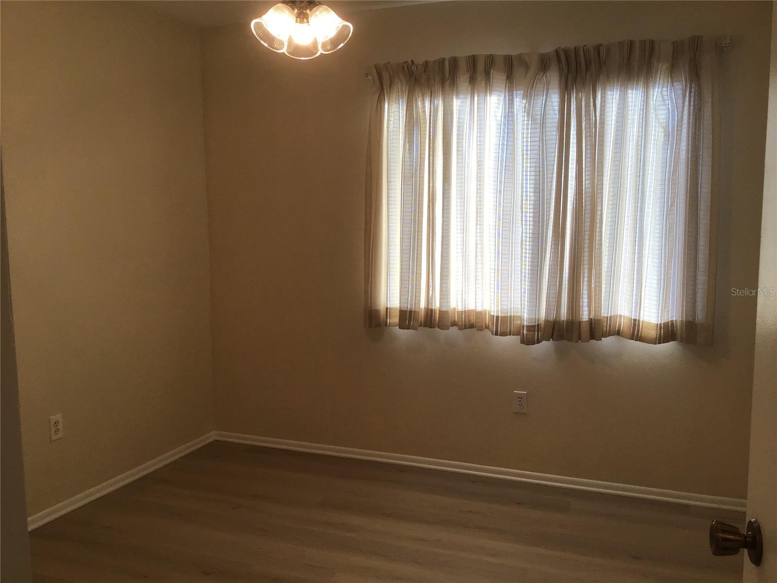 Image 8 of 11 For 3087 Idlewood Street