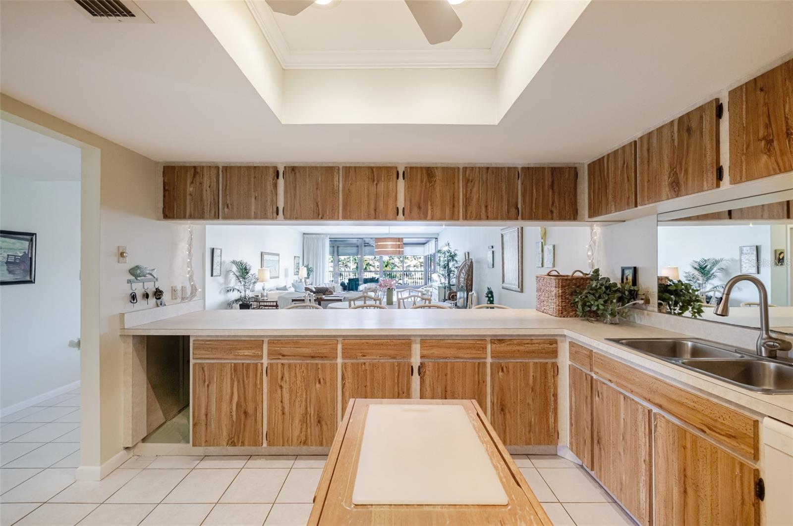 Image 17 of 55 For 3230 Southshore Drive 34c