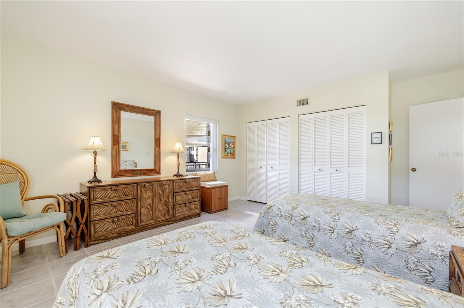 Image 35 of 55 For 3230 Southshore Drive 34c