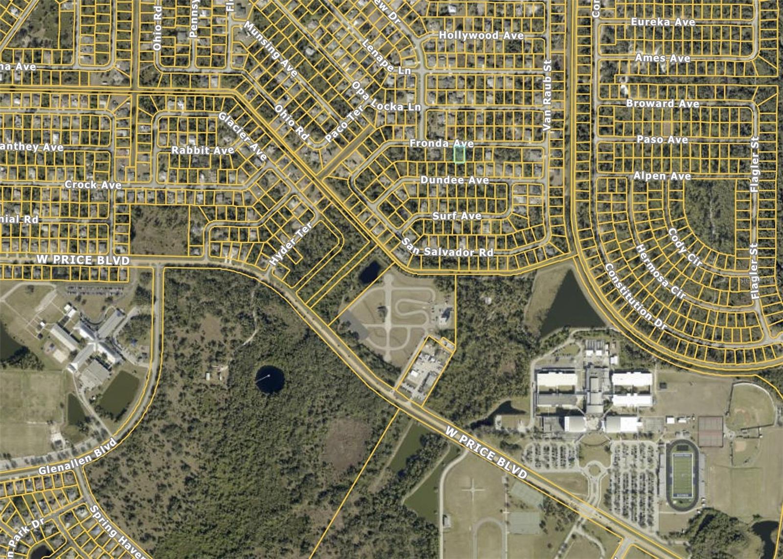 Image 3 of 3 For Fronda Avenue