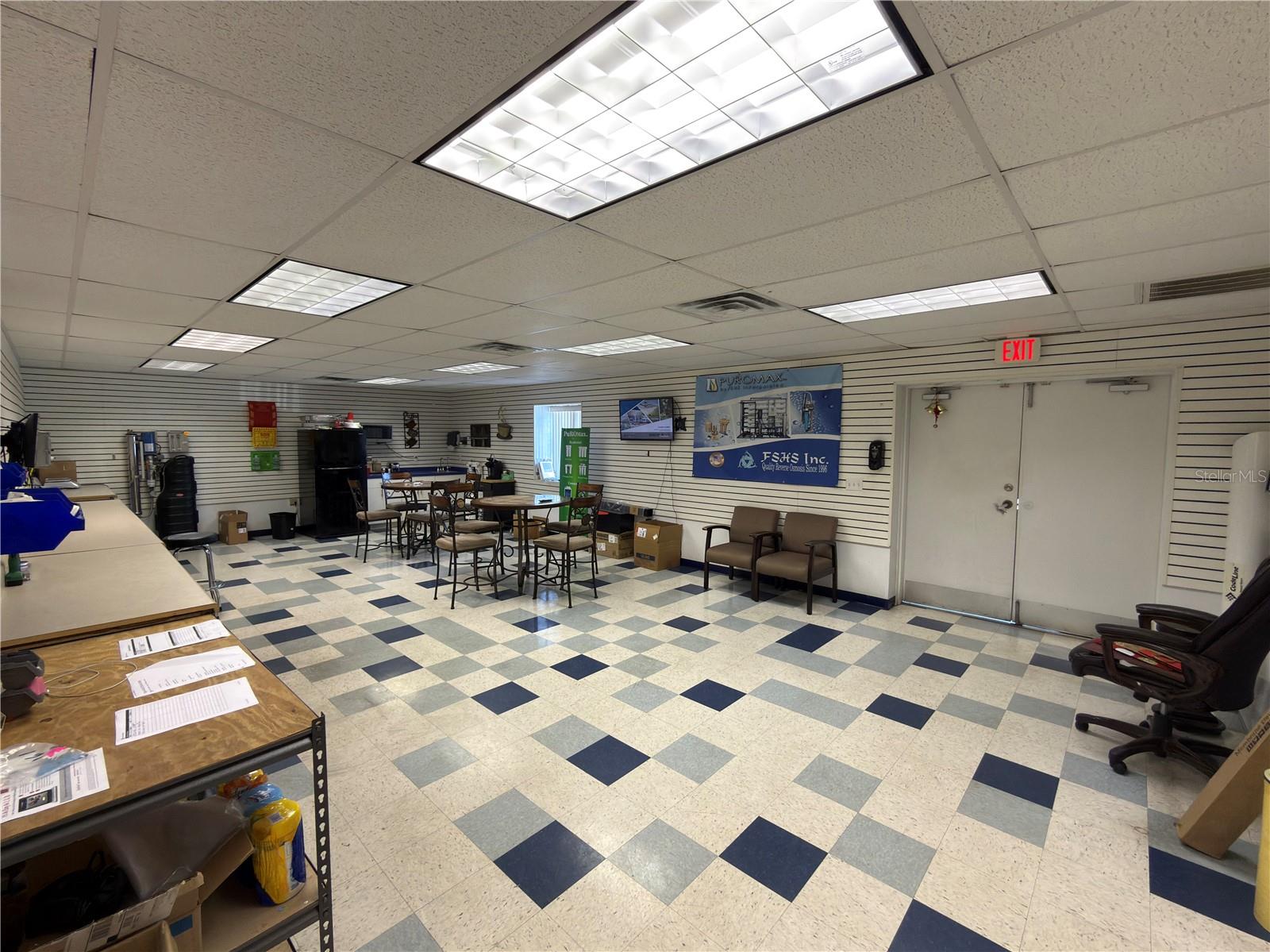 Image 6 of 17 For 4210 Whidden Boulevard