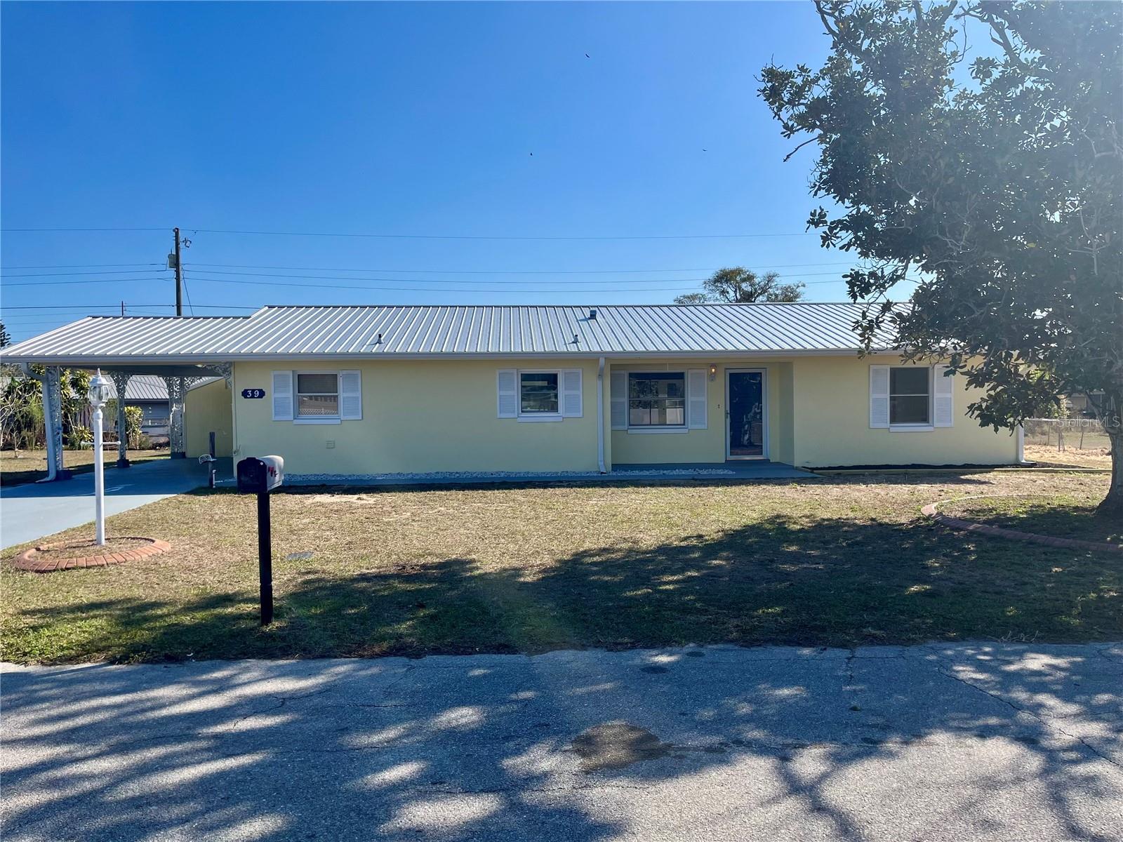 Image 2 of 46 For 39 Forest Hill Court