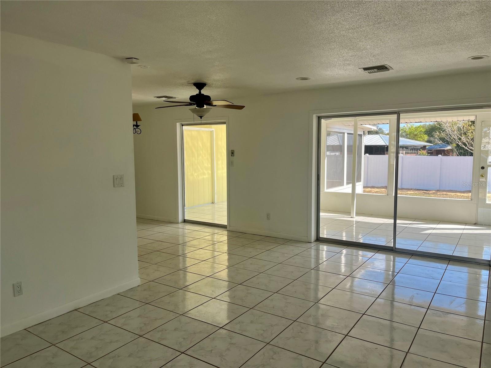 Image 28 of 46 For 39 Forest Hill Court