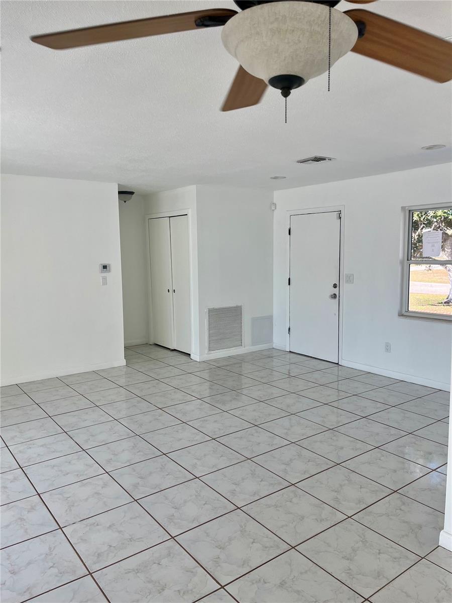 Image 5 of 46 For 39 Forest Hill Court