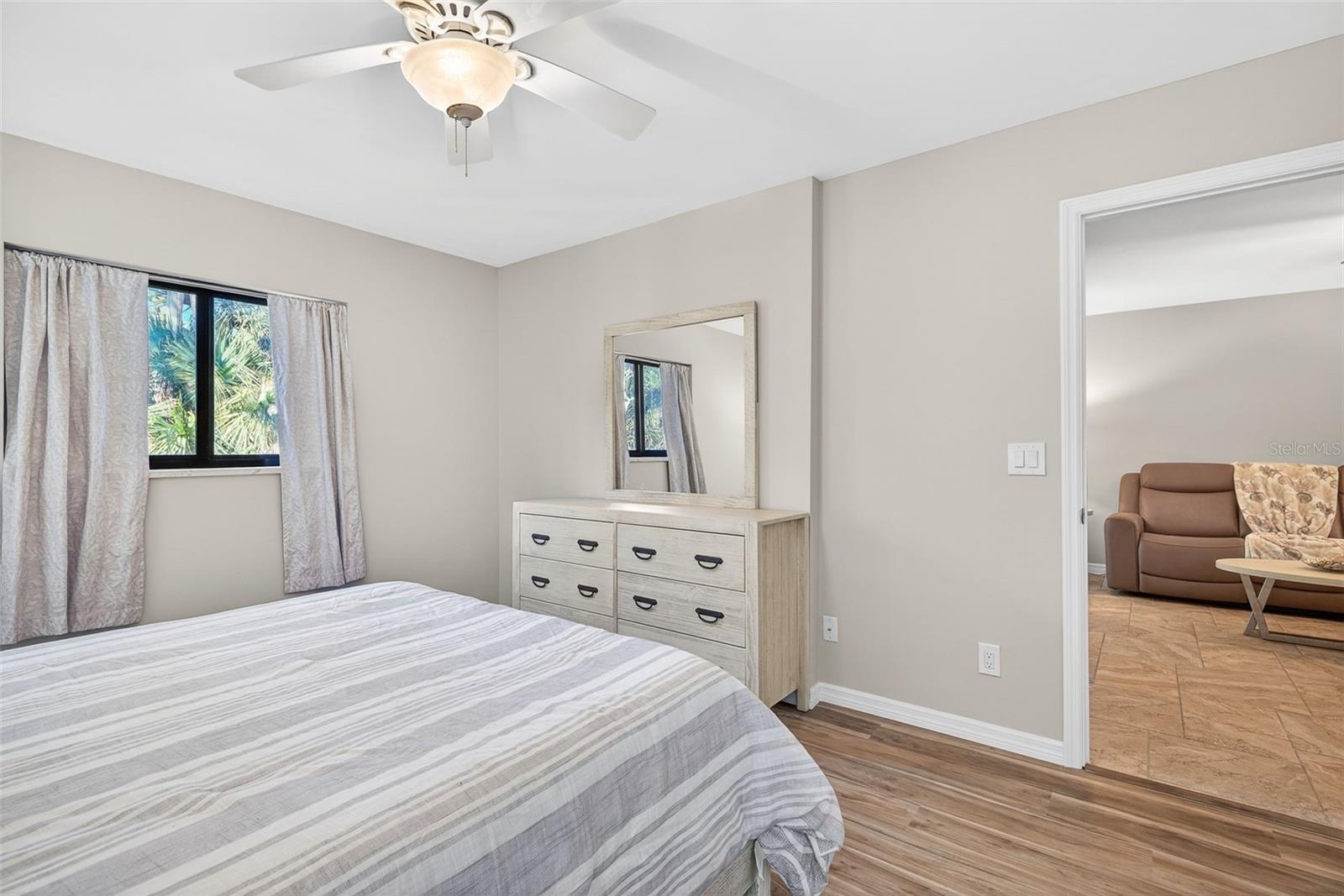 Image 15 of 47 For 17454 Blueberry Hill Drive B