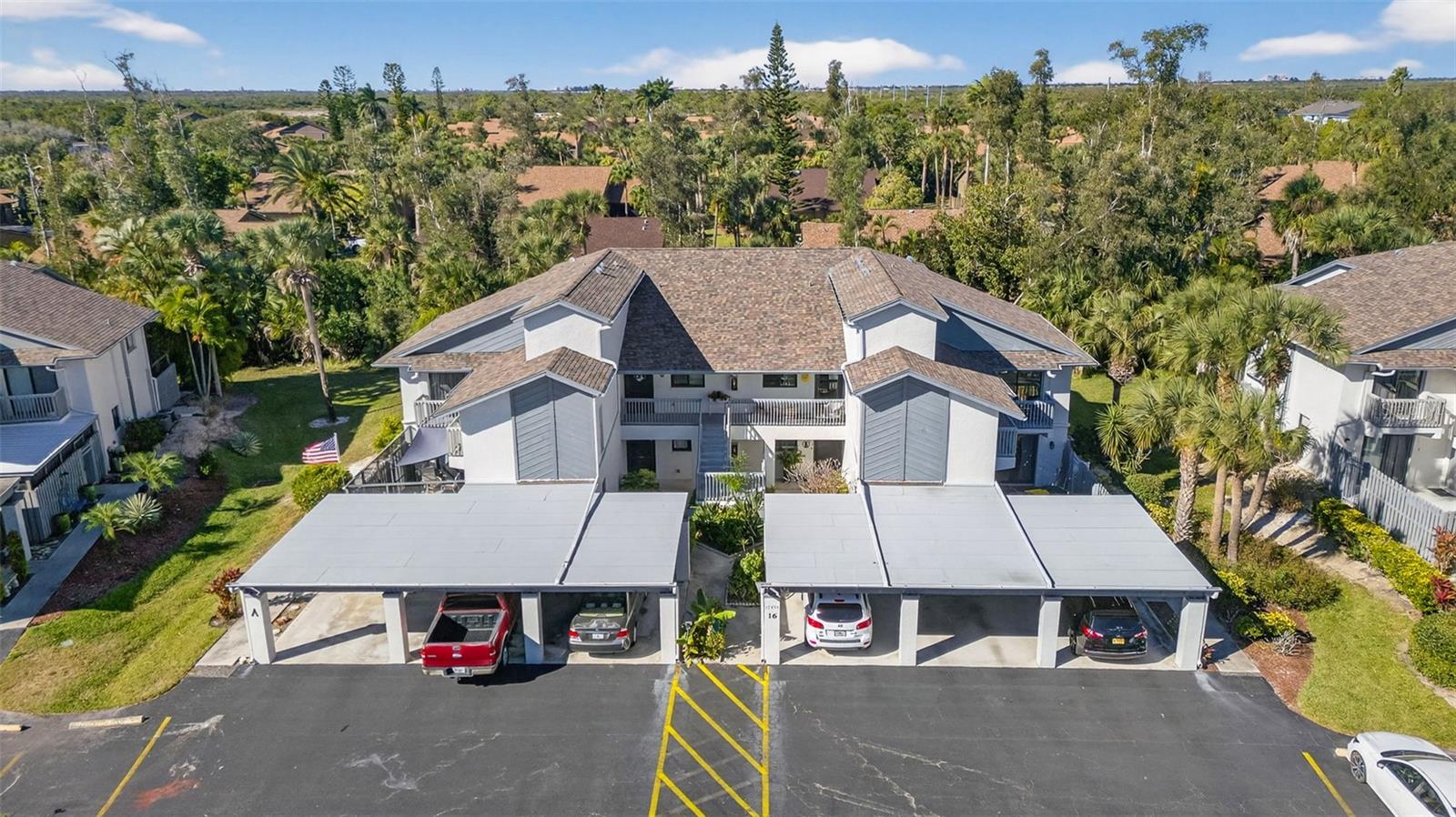 Image 30 of 47 For 17454 Blueberry Hill Drive B