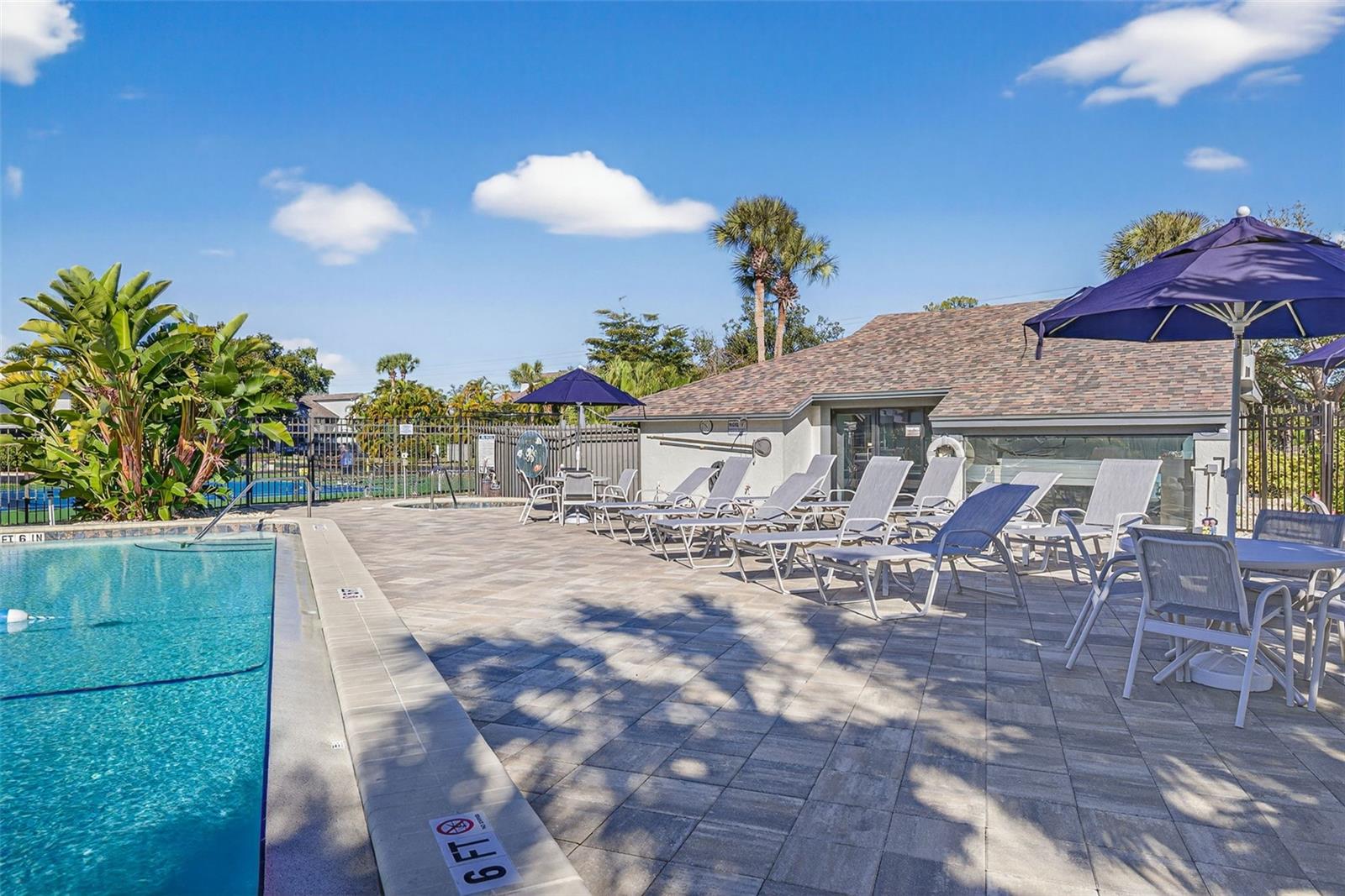 Image 41 of 47 For 17454 Blueberry Hill Drive B