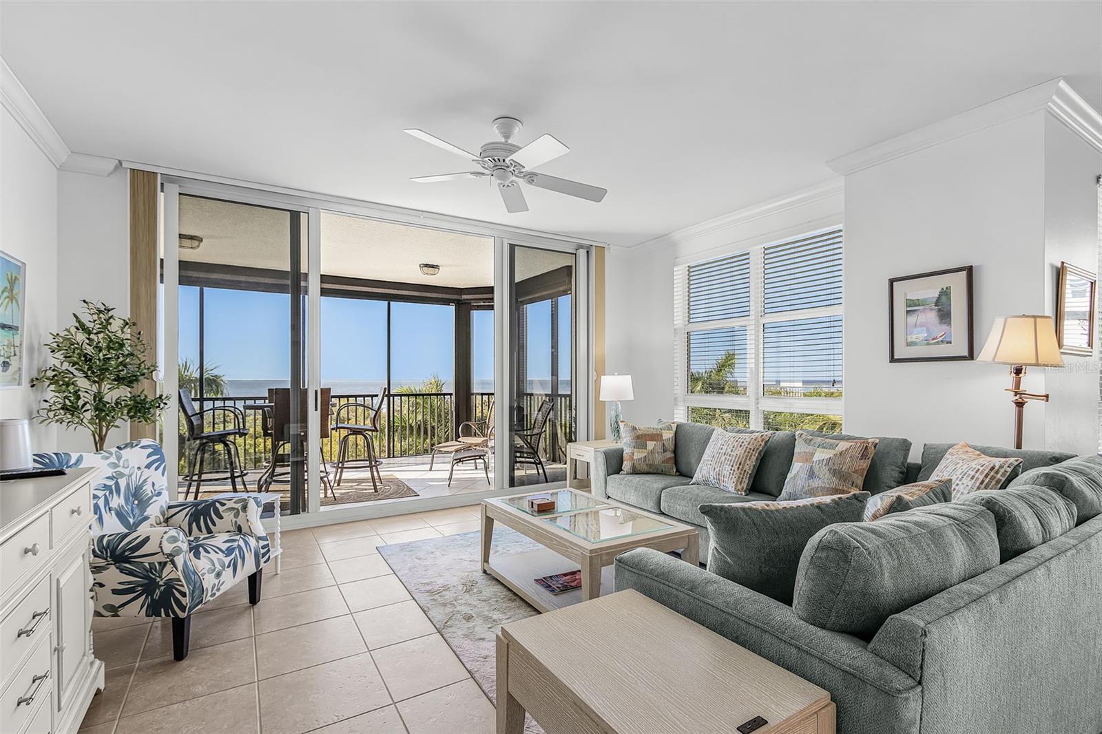 Image 4 of 62 For 3321 Sunset Key Circle 309