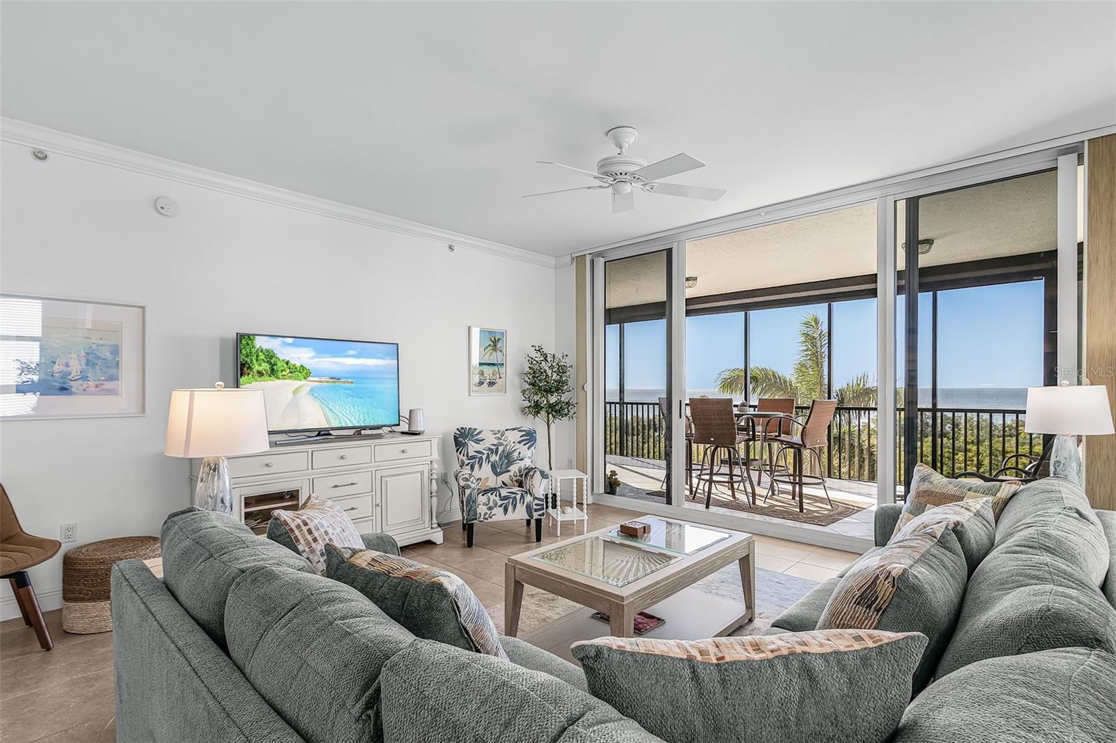 Image 6 of 62 For 3321 Sunset Key Circle 309