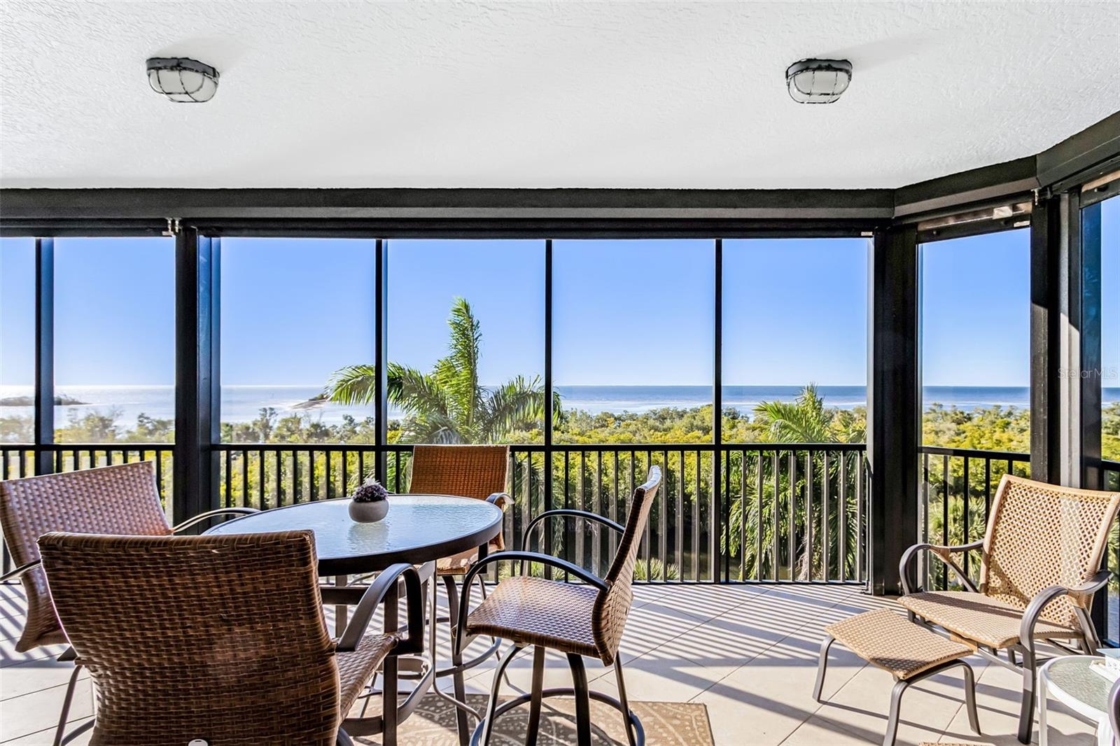 Image 8 of 62 For 3321 Sunset Key Circle 309