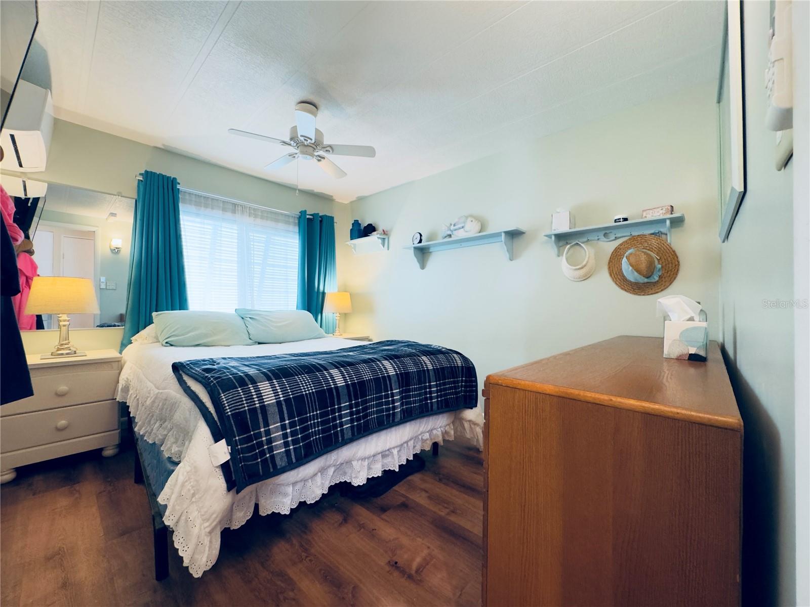 Image 14 of 45 For 646 Fairmount Drive