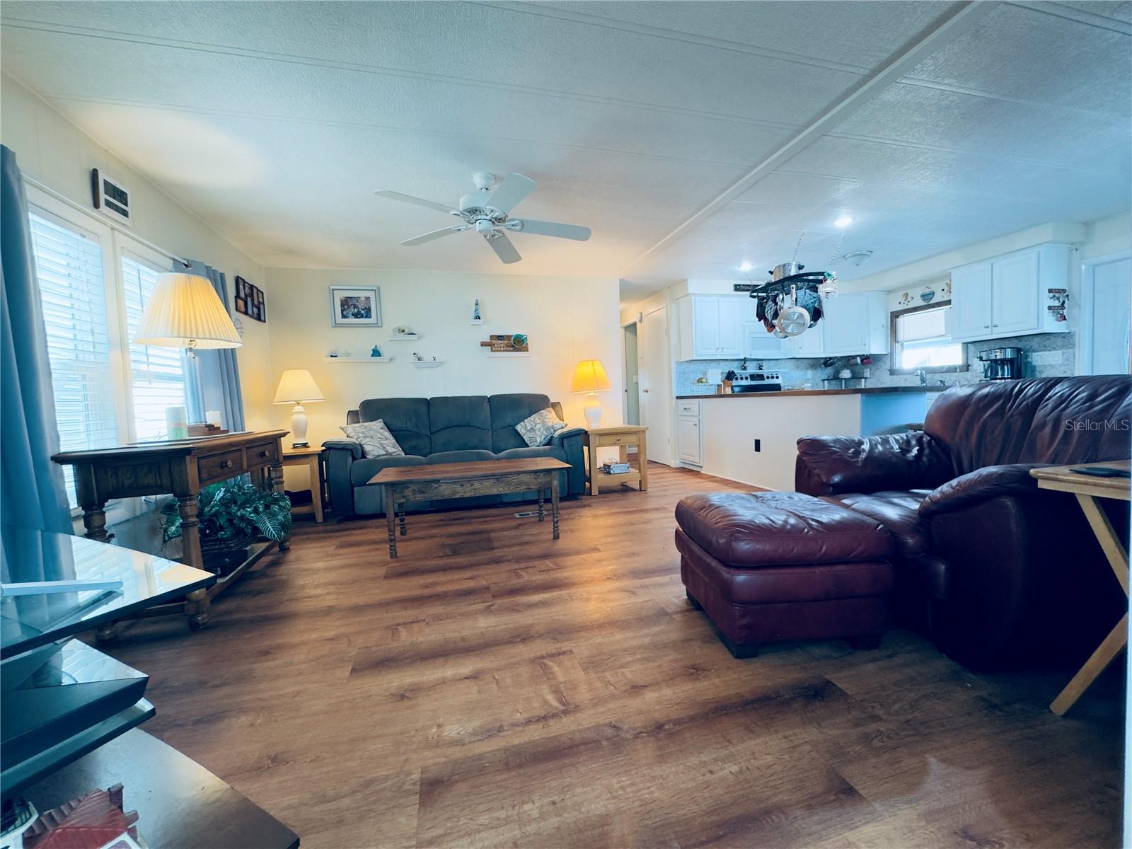 Image 9 of 45 For 646 Fairmount Drive