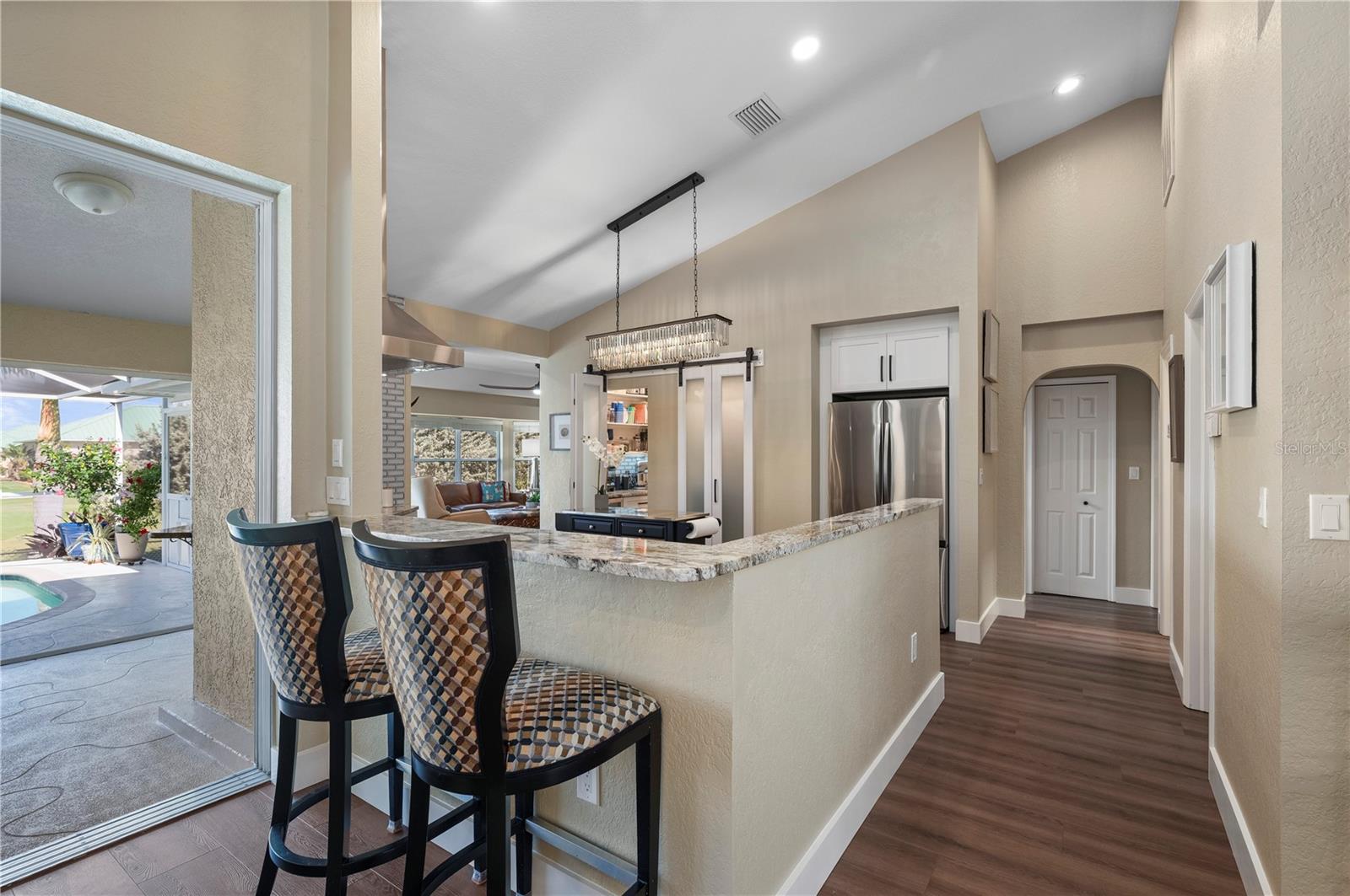 Image 6 of 41 For 1512 Suzi Street