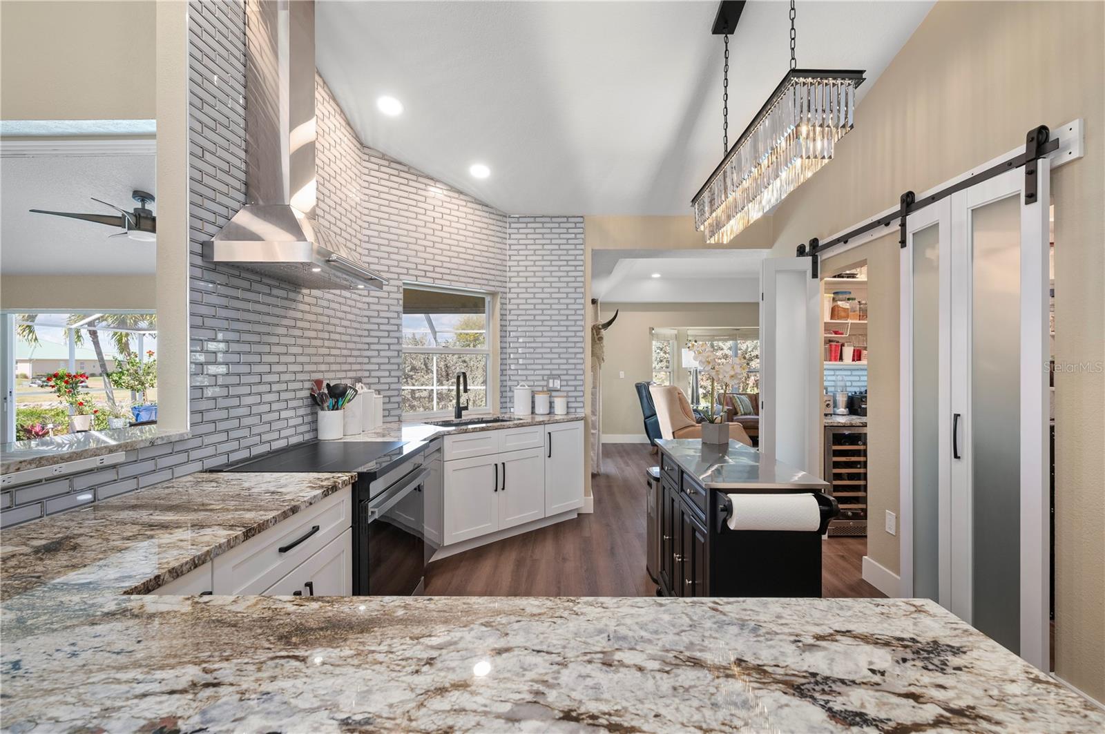 Image 7 of 41 For 1512 Suzi Street