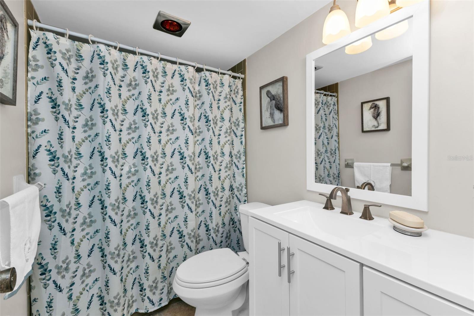 Image 17 of 25 For 2290 Aaron Street 213