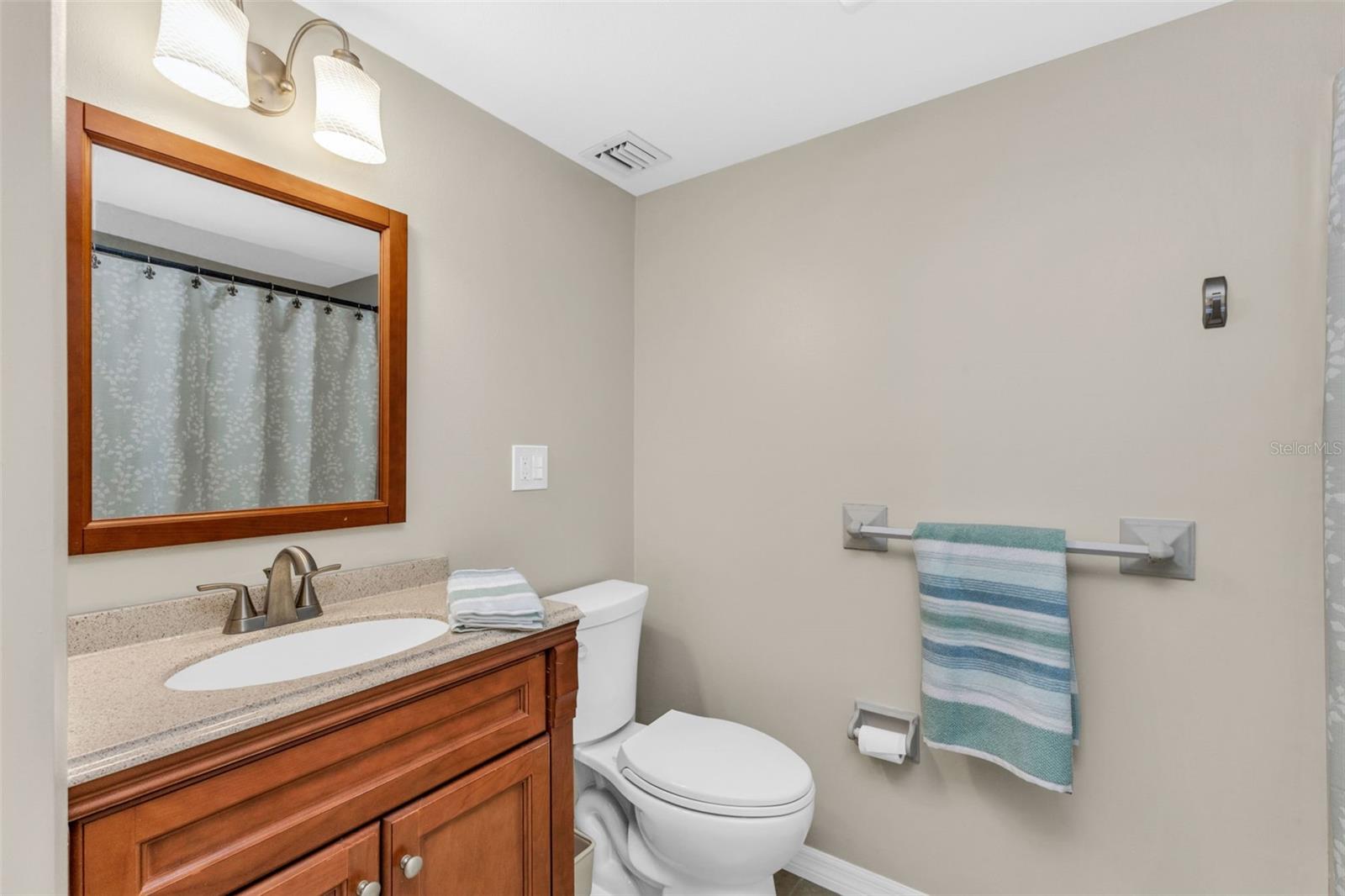 Image 21 of 25 For 2290 Aaron Street 213