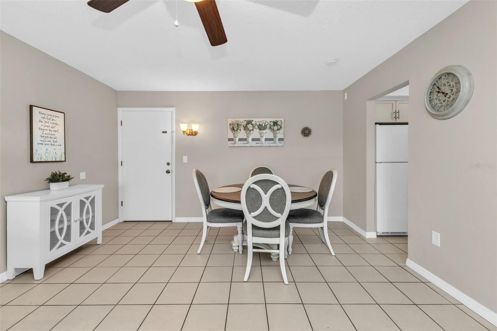 Image 7 of 25 For 2290 Aaron Street 213