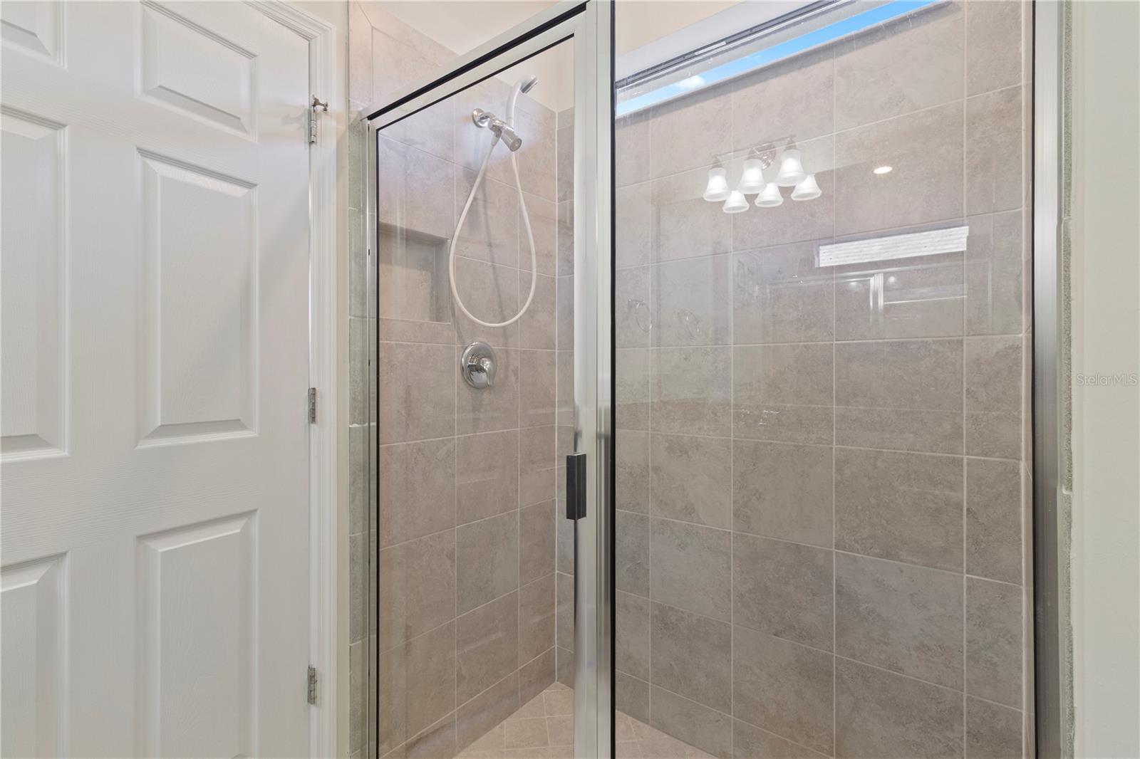 Image 30 of 53 For 1530 Hyssop Loop