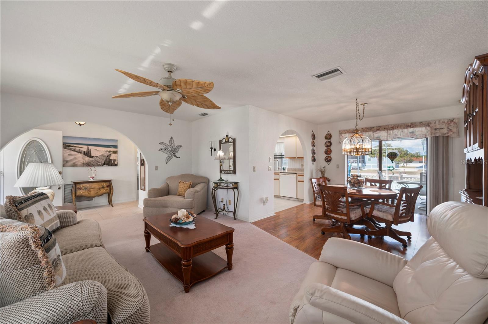 Image 15 of 67 For 750 Sturgeon Place