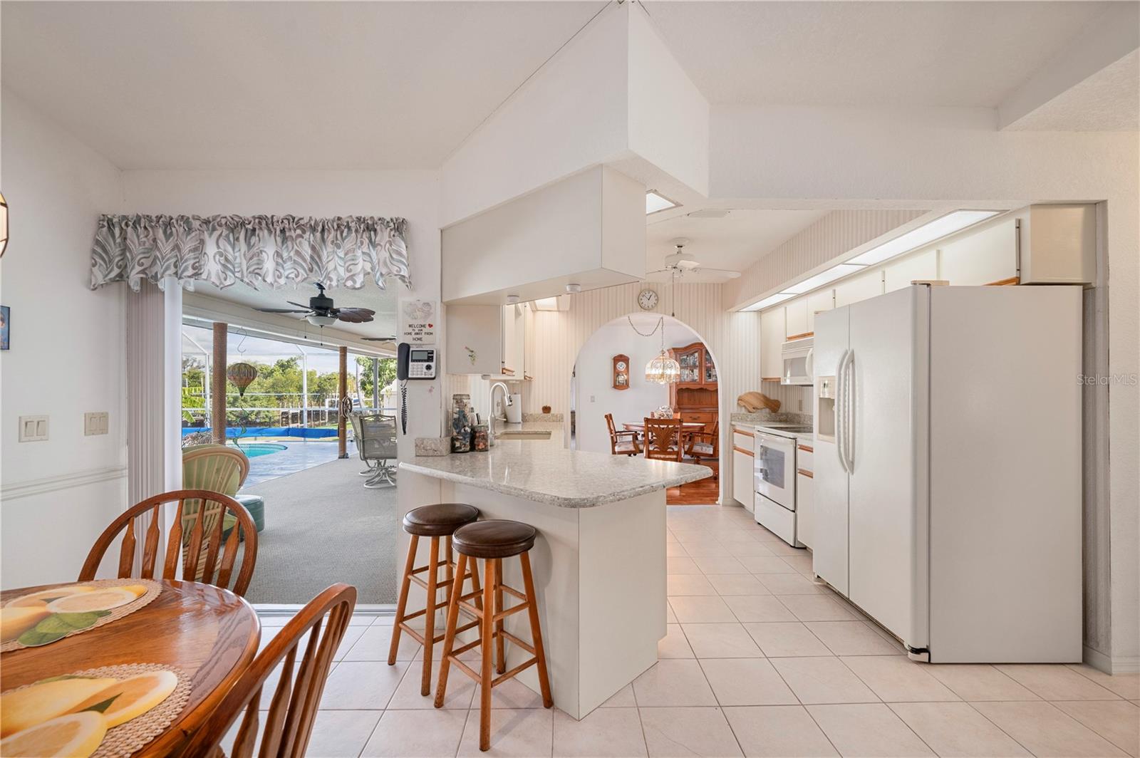 Image 17 of 67 For 750 Sturgeon Place