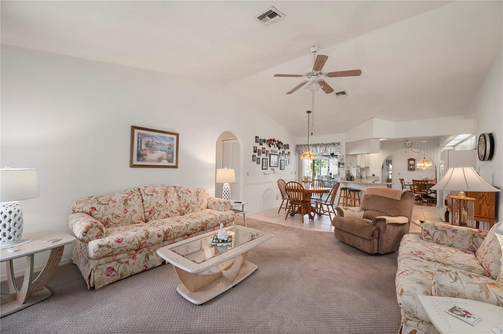 Image 19 of 67 For 750 Sturgeon Place