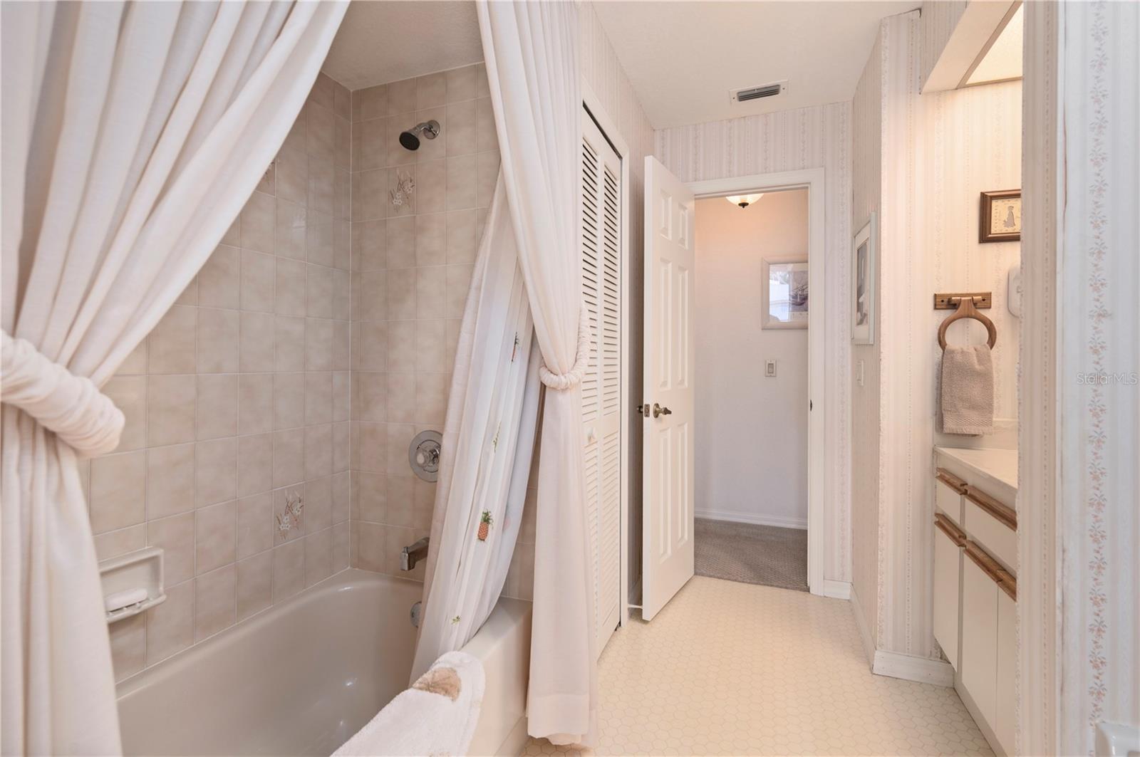 Image 26 of 67 For 750 Sturgeon Place