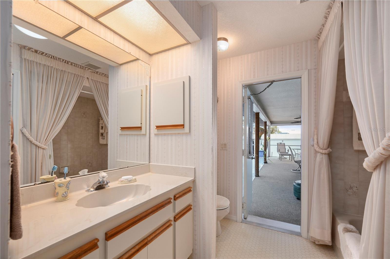 Image 27 of 67 For 750 Sturgeon Place