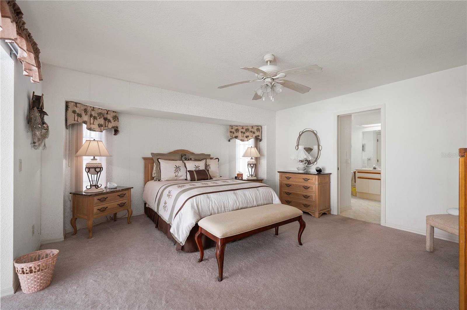 Image 33 of 67 For 750 Sturgeon Place