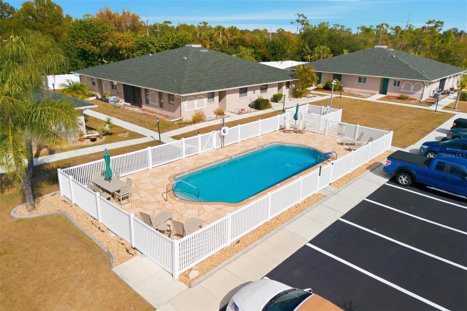 Image 2 of 30 For 24540 Harborview Road F1