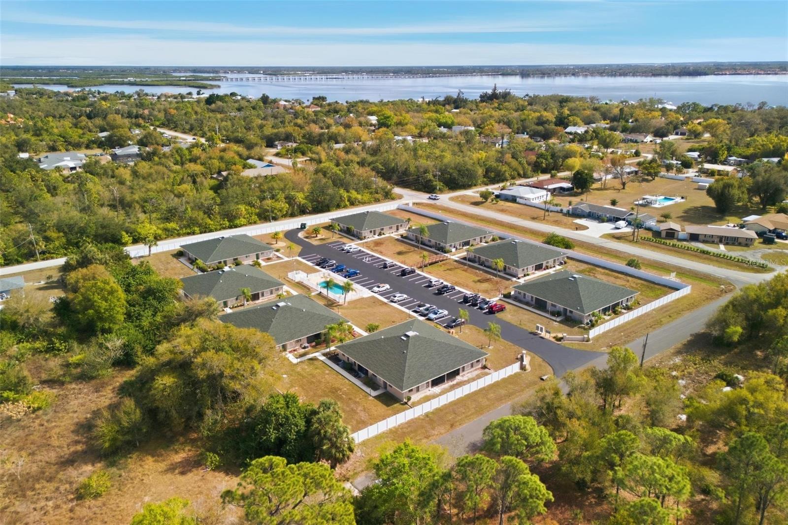 Image 27 of 30 For 24540 Harborview Road F1