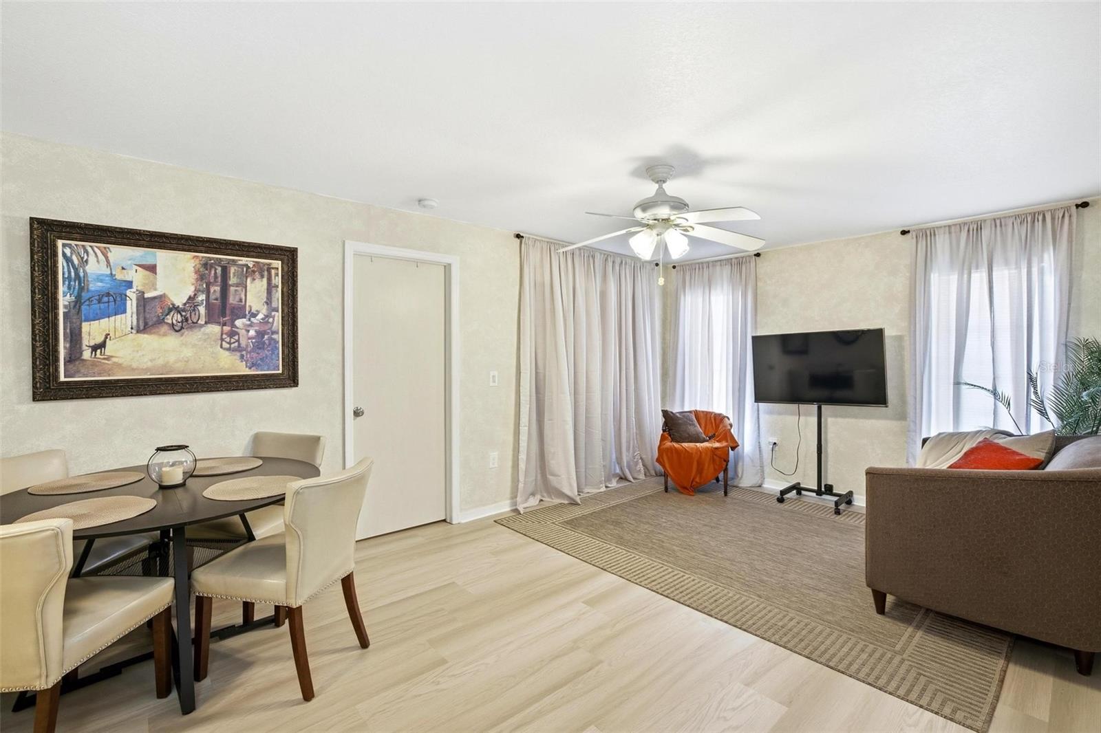 Image 8 of 30 For 24540 Harborview Road F1